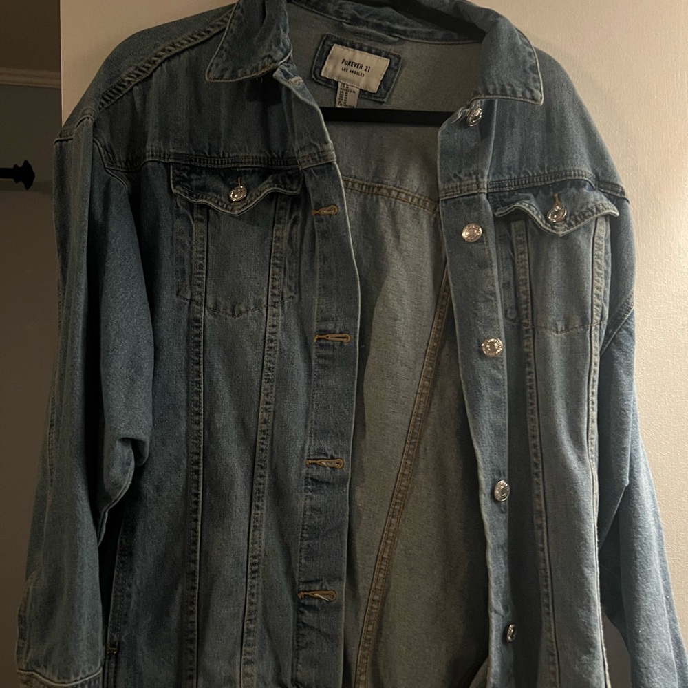 Blue Jean Jacket with Classic Design and Relaxed Fit